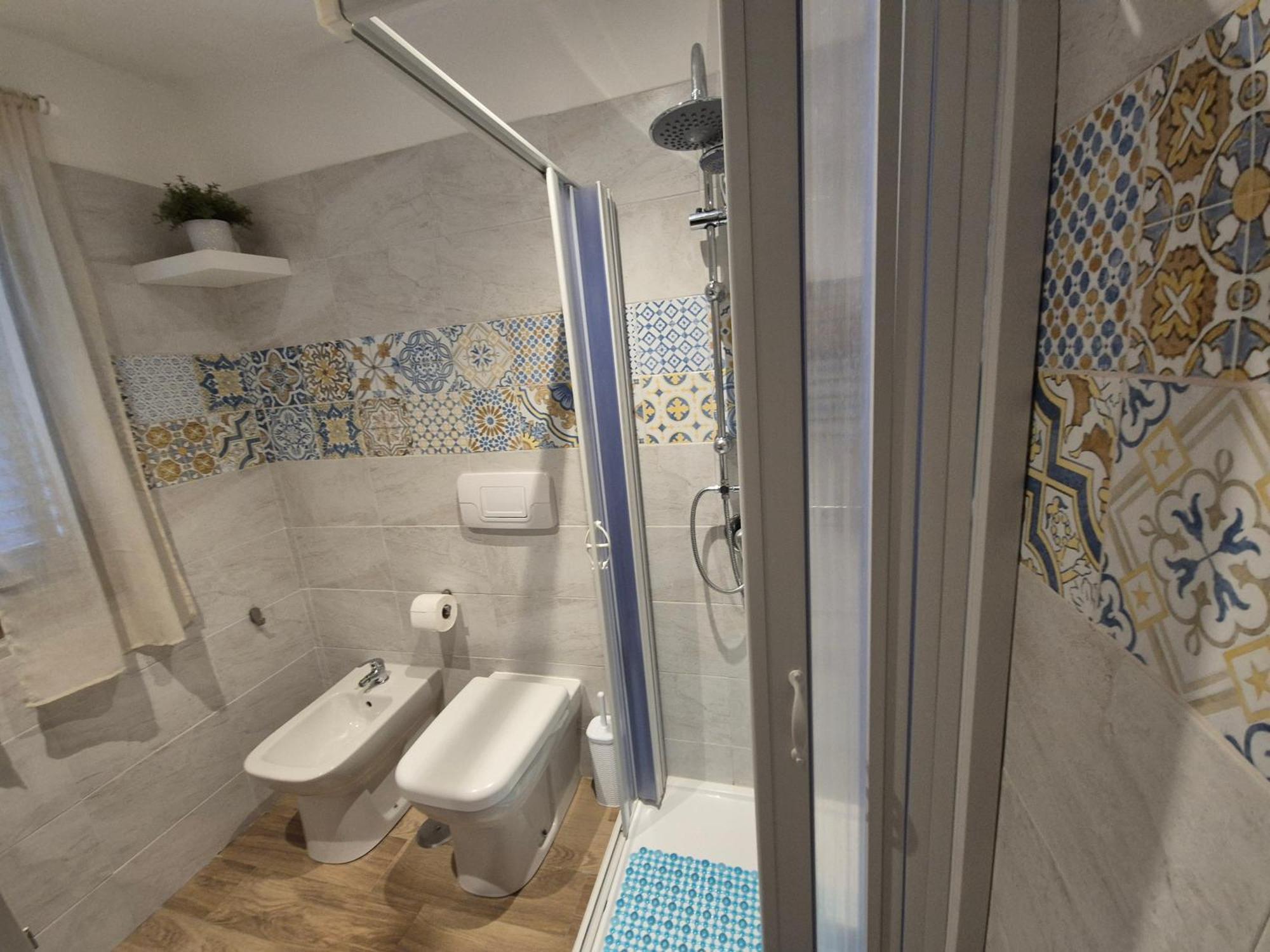 Casa Vacanze Smeralda Amalfi Coast Vietri Bagian luar foto