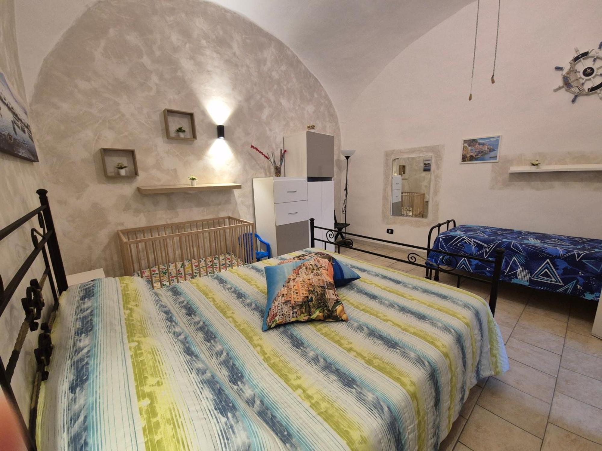 Casa Vacanze Smeralda Amalfi Coast Vietri Bagian luar foto