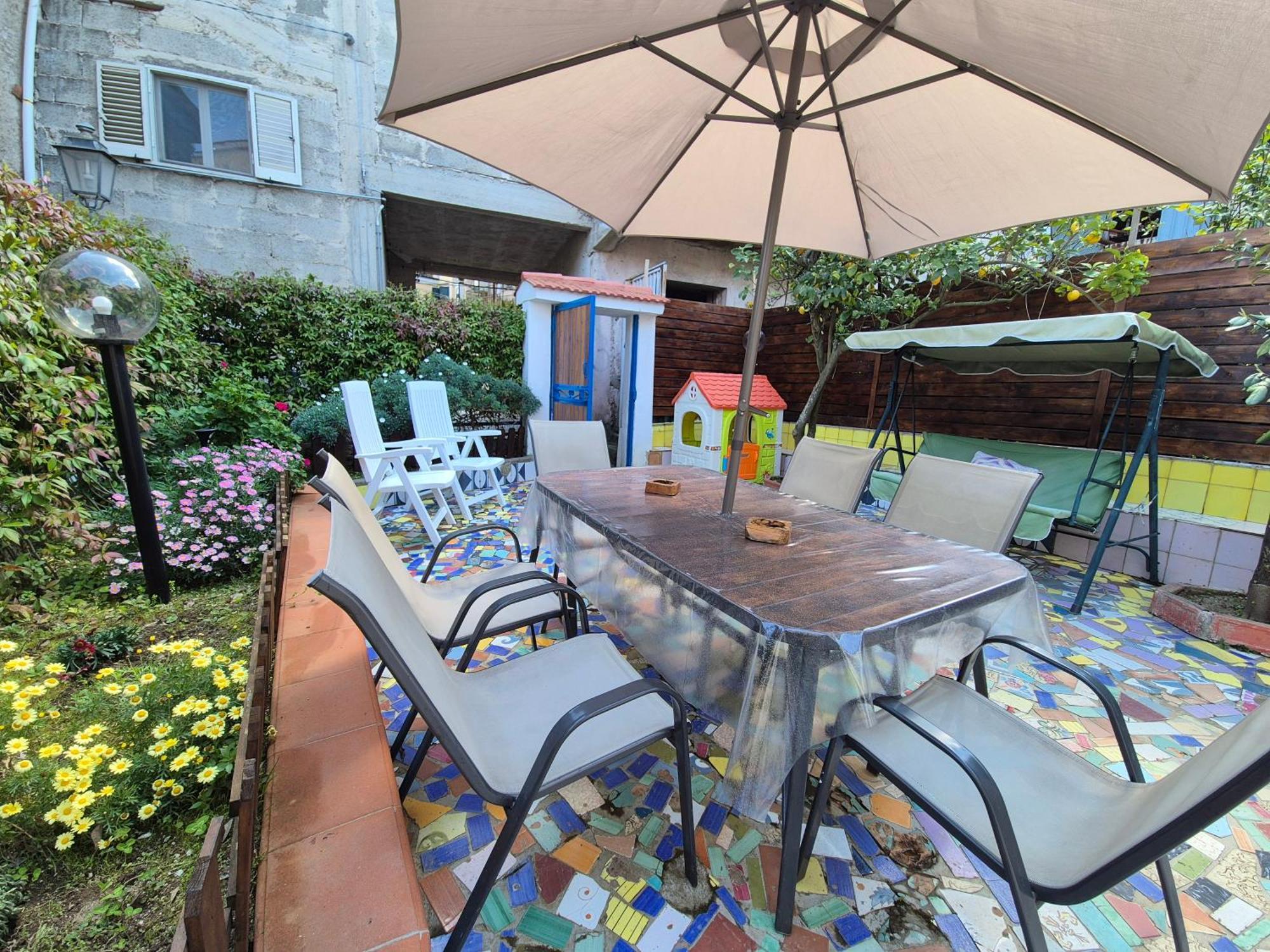 Casa Vacanze Smeralda Amalfi Coast Vietri Bagian luar foto